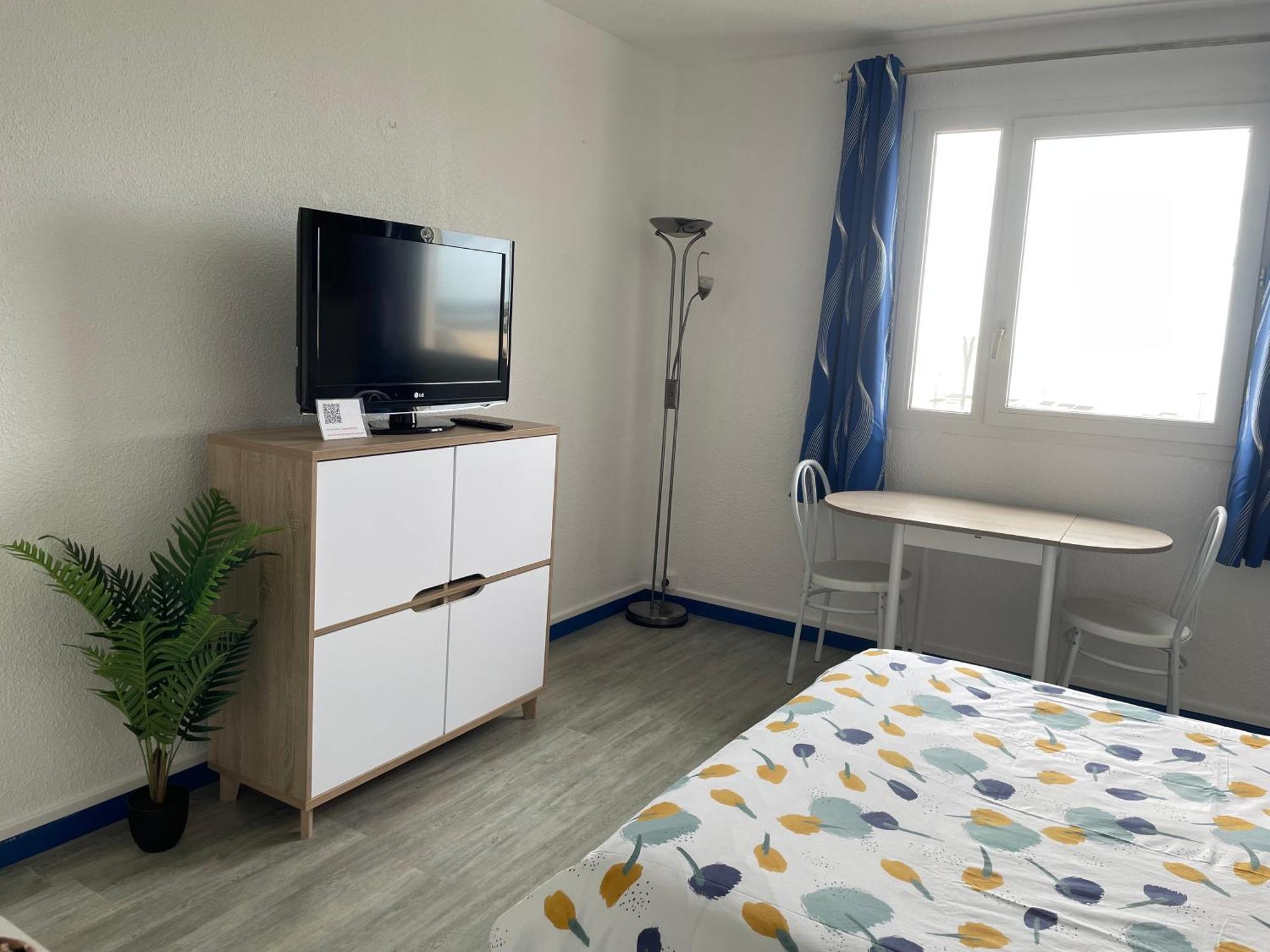 Studio A La Plage - Vue Mer กาเลส์ ภายนอก รูปภาพ